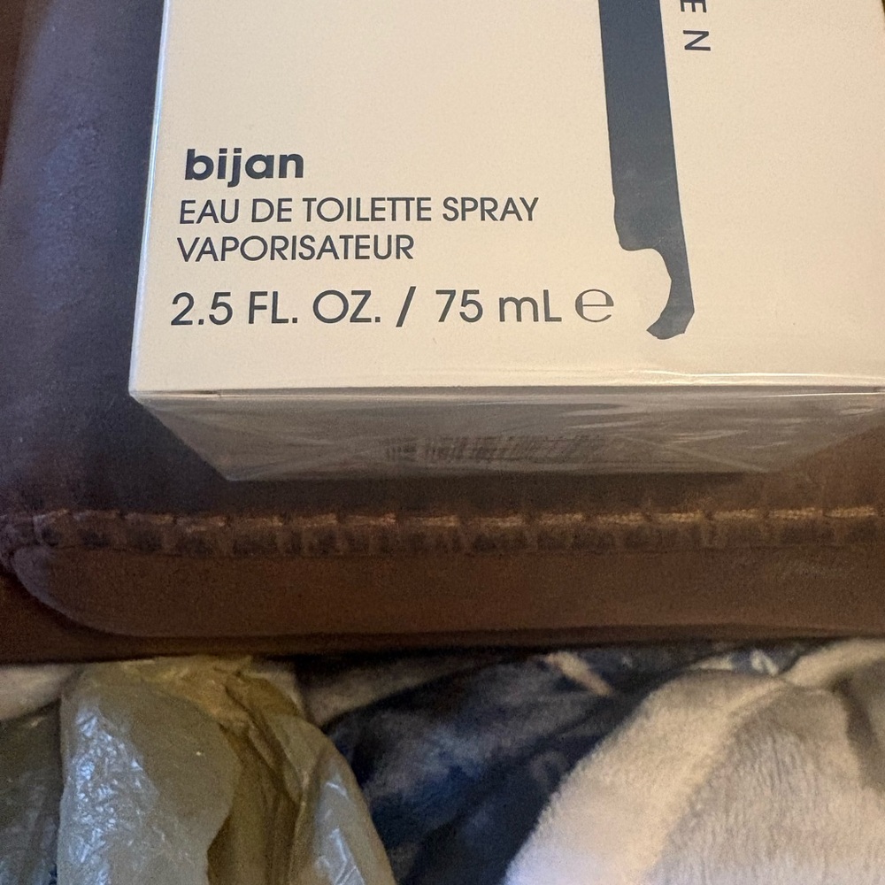 Bijan Women Eau de Toilette Spray - 75ml - Picture 2 of 2